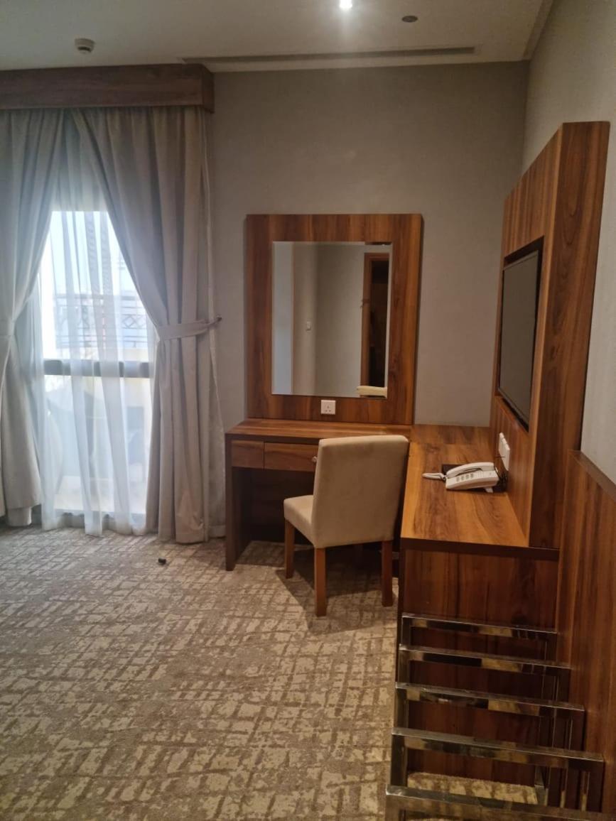 Ewg Golden Sea Obhur Hotel